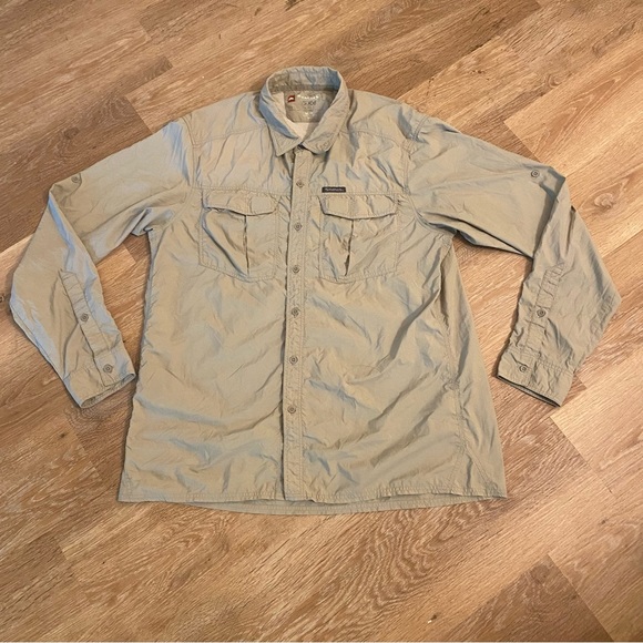 Simms Guide Series Fishing Shirt Men’s Medium Vented Long Sleeve Tan Outdoors - Picture 1 of 11